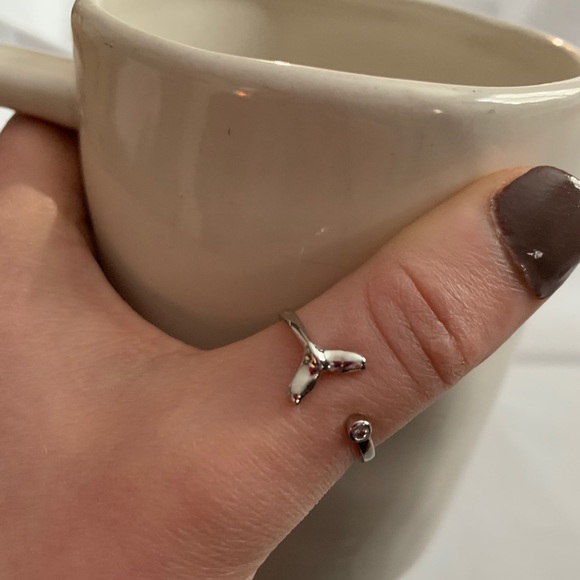 FishTail Ring - Picture 4 of 4